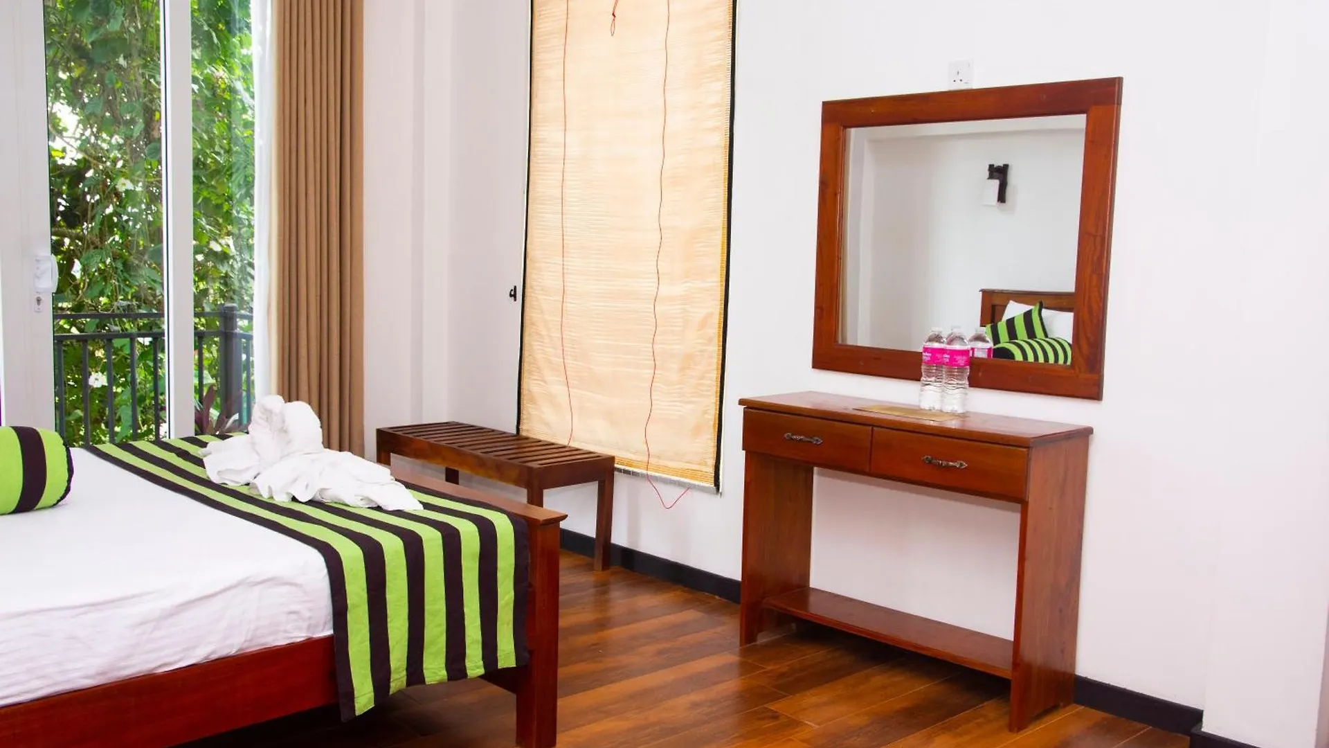 Peaceful Peak Hotel Kandy 0*,